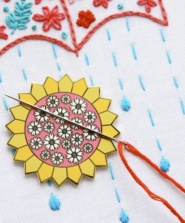 Sunny Daisy Dresden Needle Minder, Beverly McCullough, Flamingo Toes