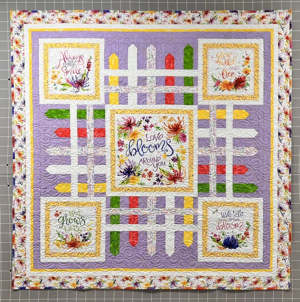 Full Blooms Sample Quilt, P&B Textiles, 59" x 59"