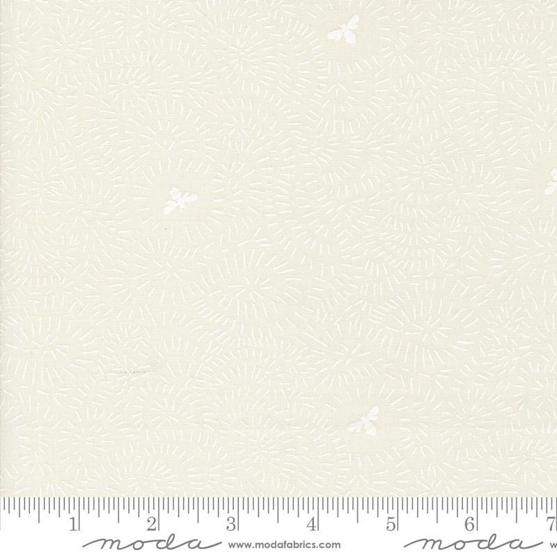 Bee Garden Porcelain White, Gingiber, Moda Fabrics