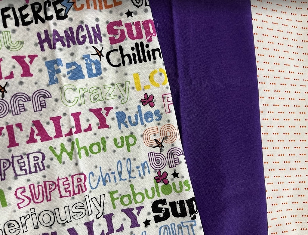 3 Yard Quilt, Positive Words with Purple and Dots